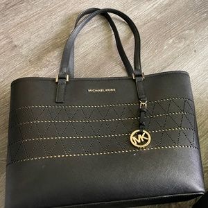 Michael Kors Handbags, Belt and wallets
